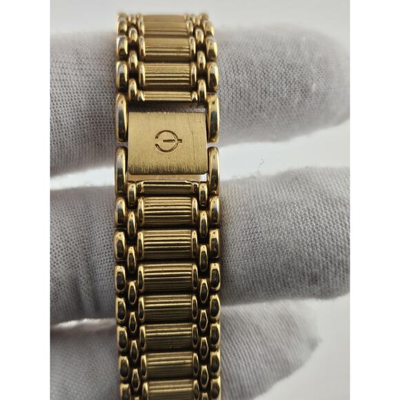 ELGIN Ladies gold tone rectangle case champagne dial - Picture 6 of 11